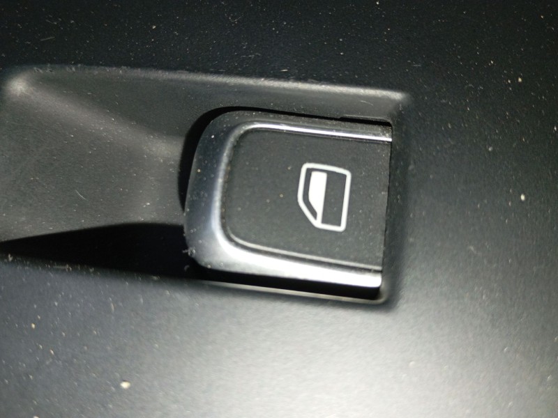 Recambio de mando elevalunas delantero derecho para audi q3 (8ub, 8ug) 2.0 tdi referencia OEM IAM   