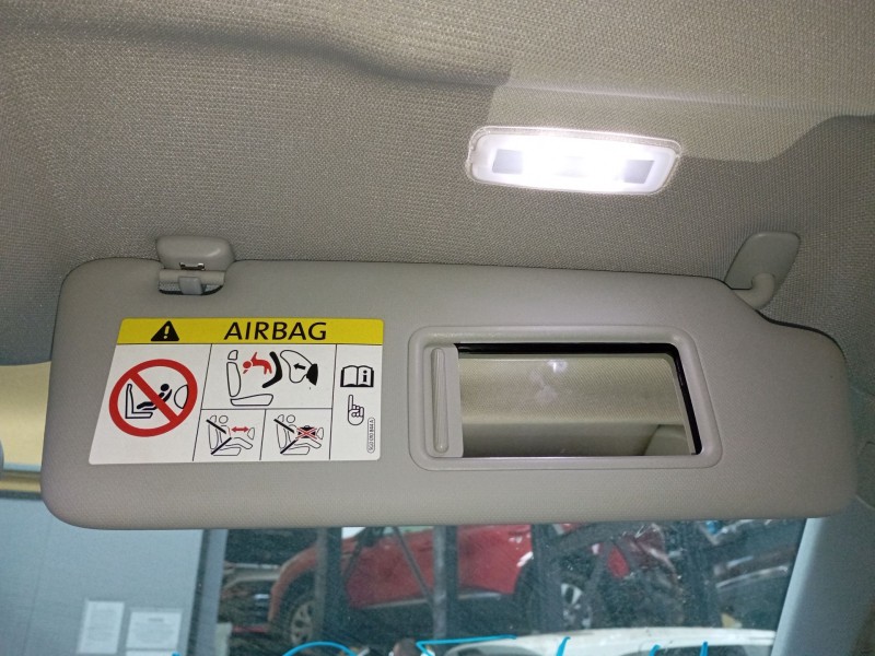 Recambio de parasol derecho para audi q3 (8ub, 8ug) 2.0 tdi referencia OEM IAM   