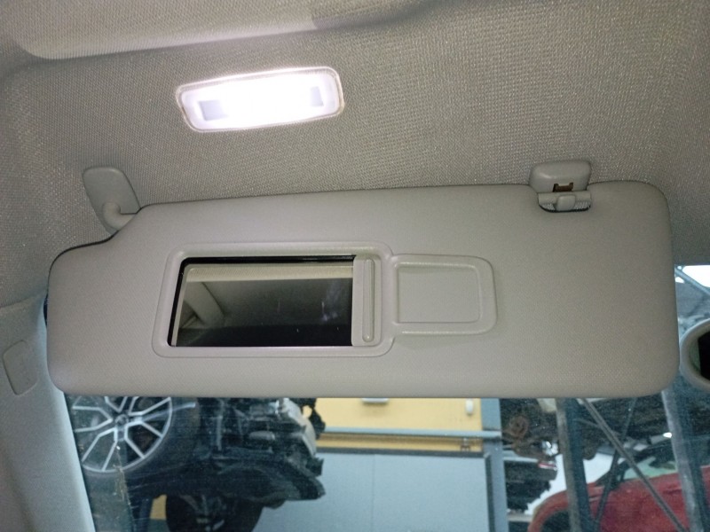 Recambio de parasol izquierdo para audi q3 (8ub, 8ug) 2.0 tdi referencia OEM IAM   