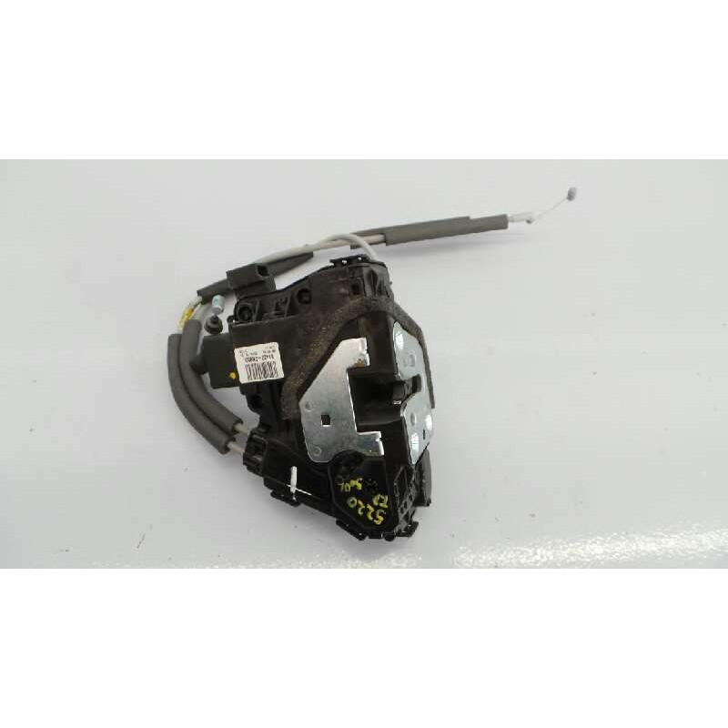 Recambio de cerradura puerta trasera derecha para kia soul drive referencia OEM IAM 814202K000  