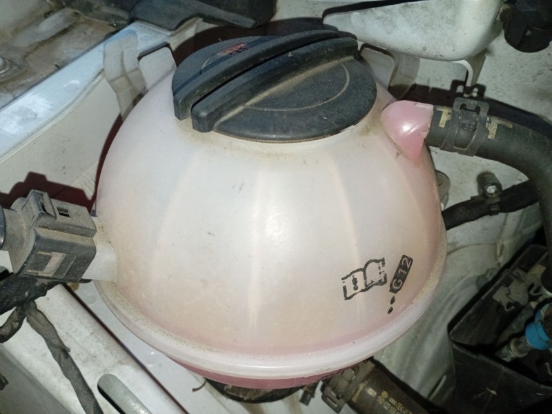 Recambio de deposito expansion para audi q3 (8ub, 8ug) 2.0 tdi referencia OEM IAM   