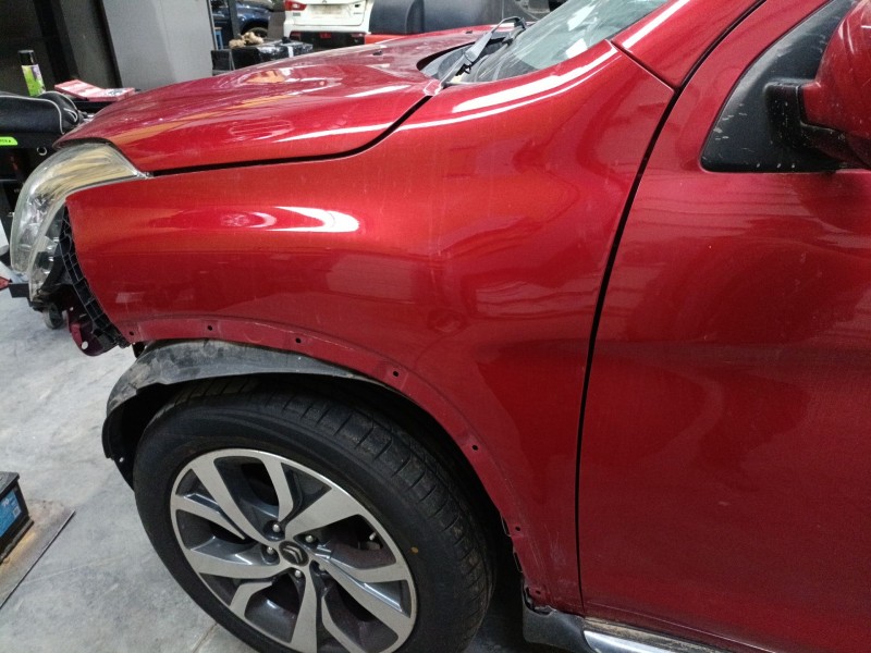 Recambio de aleta delantera izquierda para citroën c4 aircross 1.6 hdi 115 referencia OEM IAM   