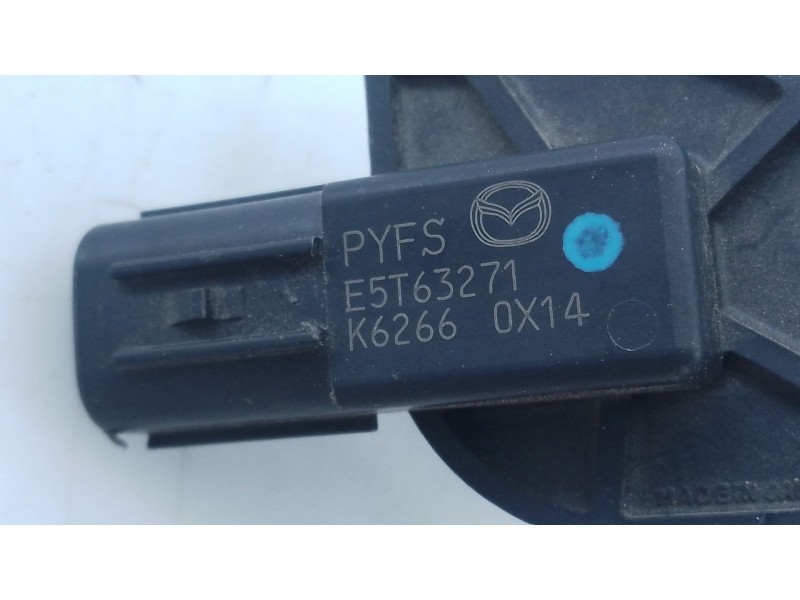 Recambio de caudalimetro para mazda cx-5 (kf) 2.0 referencia OEM IAM E5T63271  