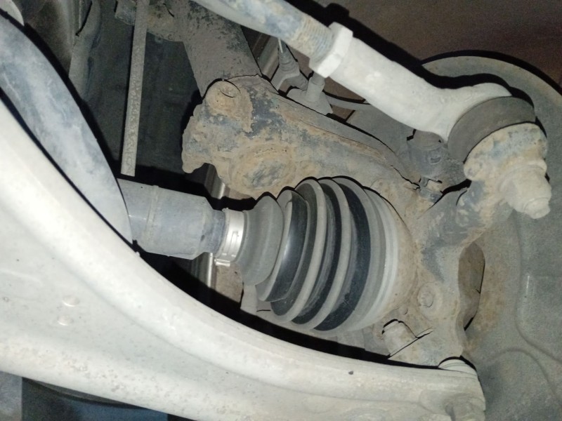 Recambio de mangueta delantera derecha para audi q3 (8ub, 8ug) 2.0 tdi referencia OEM IAM   