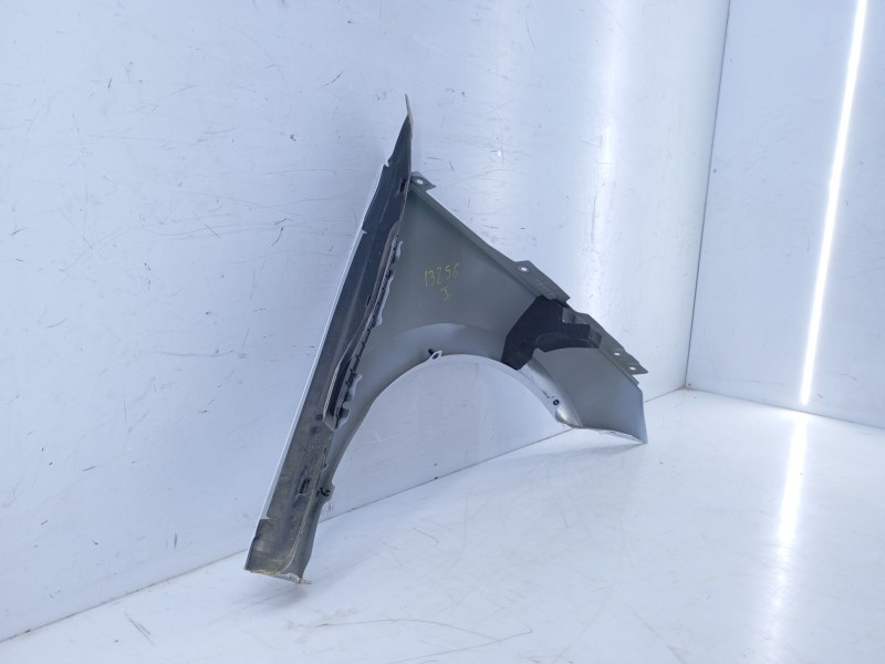 Recambio de aleta delantera izquierda para skoda scala (nw1) 1.5 tsi referencia OEM IAM   E4-B3-3