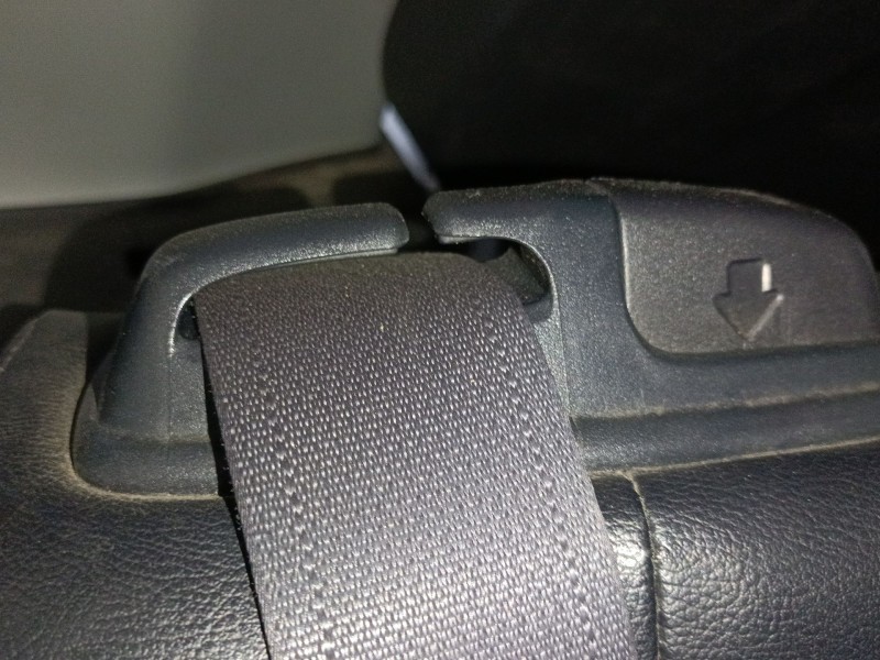 Recambio de cinturon seguridad trasero derecho para citroën c4 aircross 1.6 hdi 115 referencia OEM IAM   