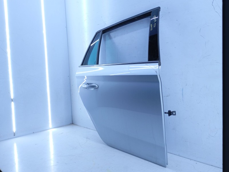 Recambio de puerta trasera derecha para skoda kamiq (nw4) 1.0 tsi referencia OEM IAM   