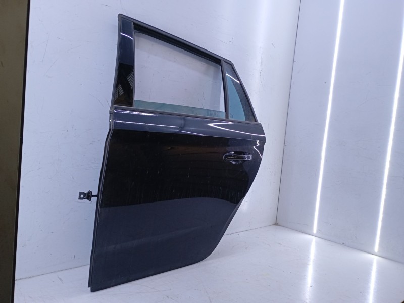 Recambio de puerta trasera izquierda para skoda kamiq (nw4) 1.5 tsi referencia OEM IAM   