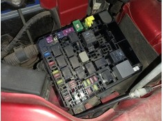 Recambio de caja reles / fusibles para citroën c4 aircross 1.6 hdi 115 referencia OEM IAM   