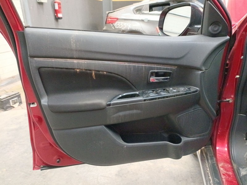 Recambio de guarnecido puerta delantera izquierda para citroën c4 aircross 1.6 hdi 115 referencia OEM IAM   