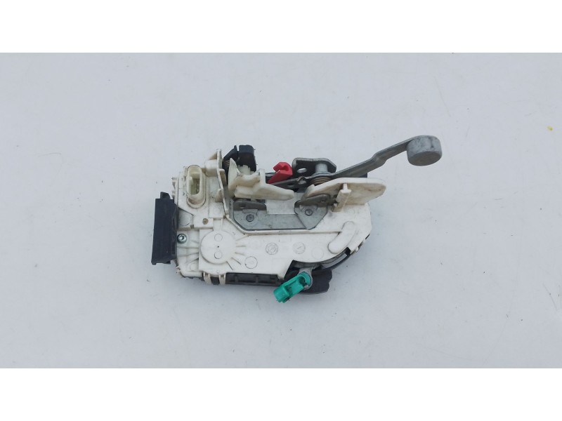 Recambio de cerradura puerta delantera derecha para jeep cherokee limited referencia OEM IAM   