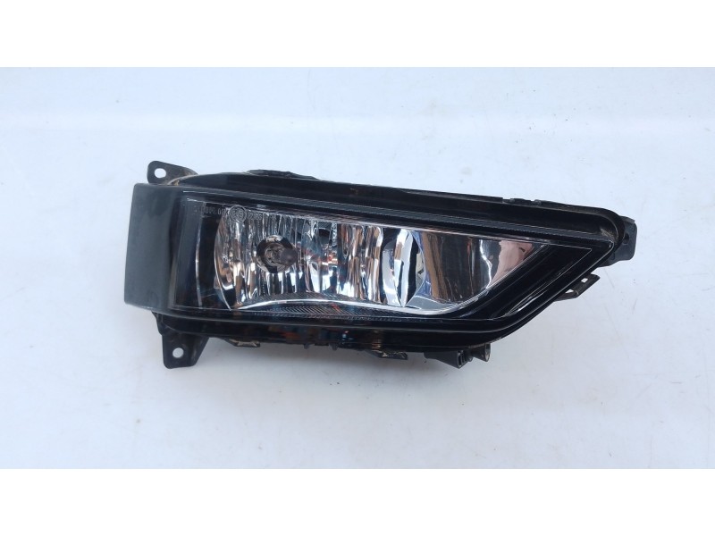 Recambio de faro antiniebla derecho para skoda fabia iv (pj3) 1.0 tsi referencia OEM IAM   