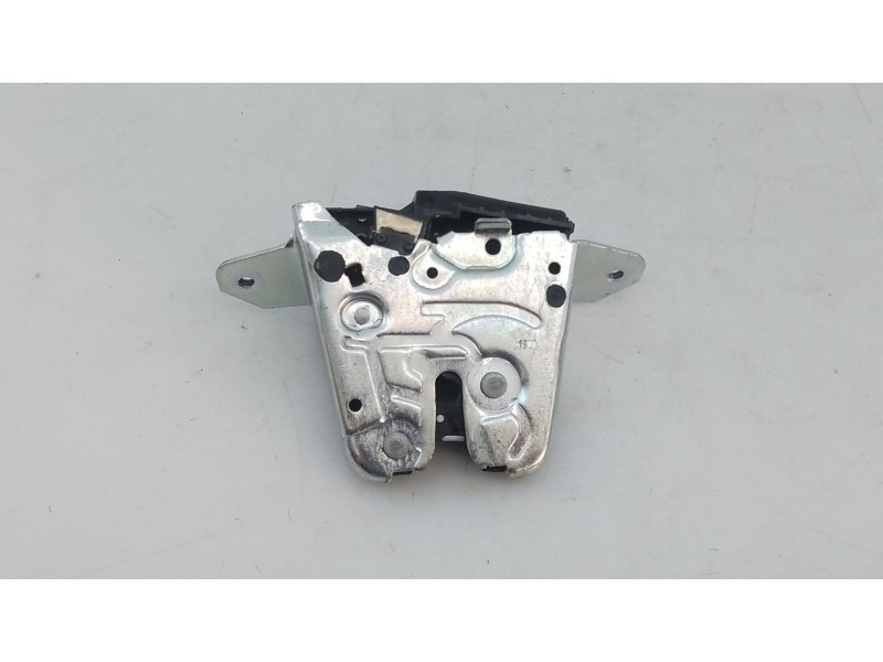 Recambio de cerradura maletero / porton para mercedes-benz cla shooting brake (x118) cla 250 e (118.686) referencia OEM IAM   
