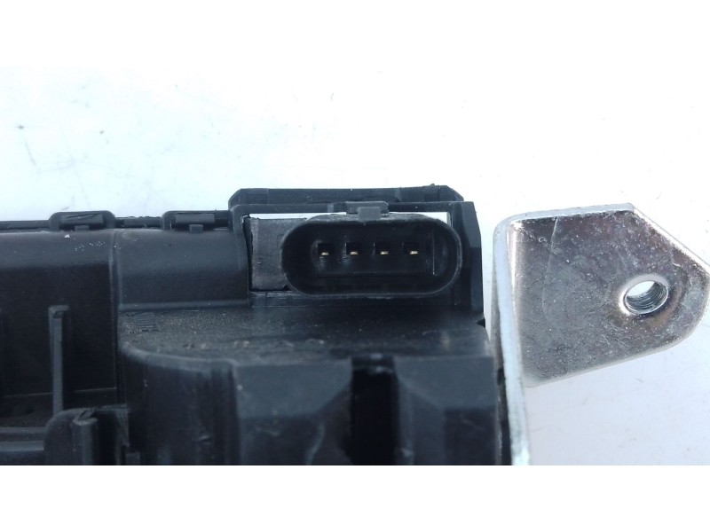 Recambio de cerradura maletero / porton para mercedes-benz cla shooting brake (x118) cla 250 e (118.686) referencia OEM IAM   