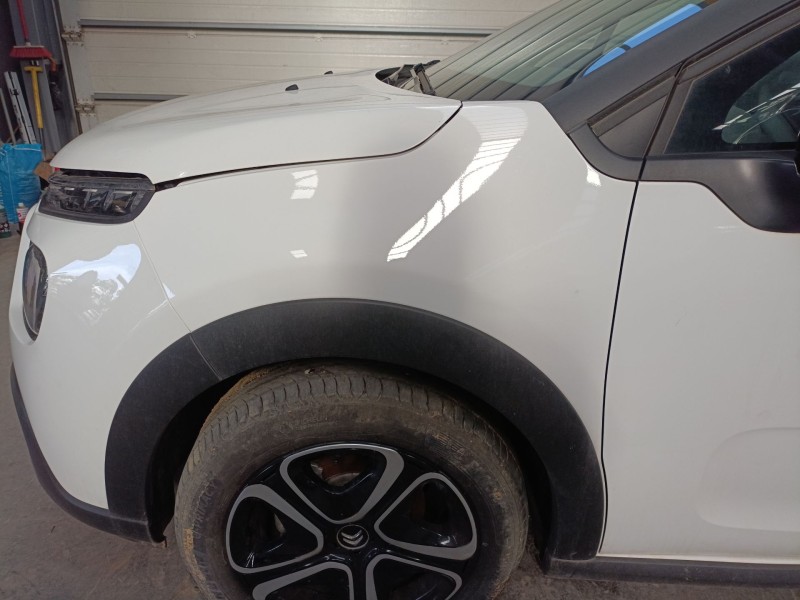 Recambio de aleta delantera izquierda para citroën c3 iii (sx) 1.5 bluehdi 100 (sxyhyp, sxyhtu) referencia OEM IAM   