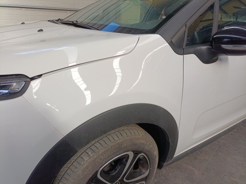 Recambio de aleta delantera izquierda para citroën c3 iii (sx) 1.5 bluehdi 100 (sxyhyp, sxyhtu) referencia OEM IAM   