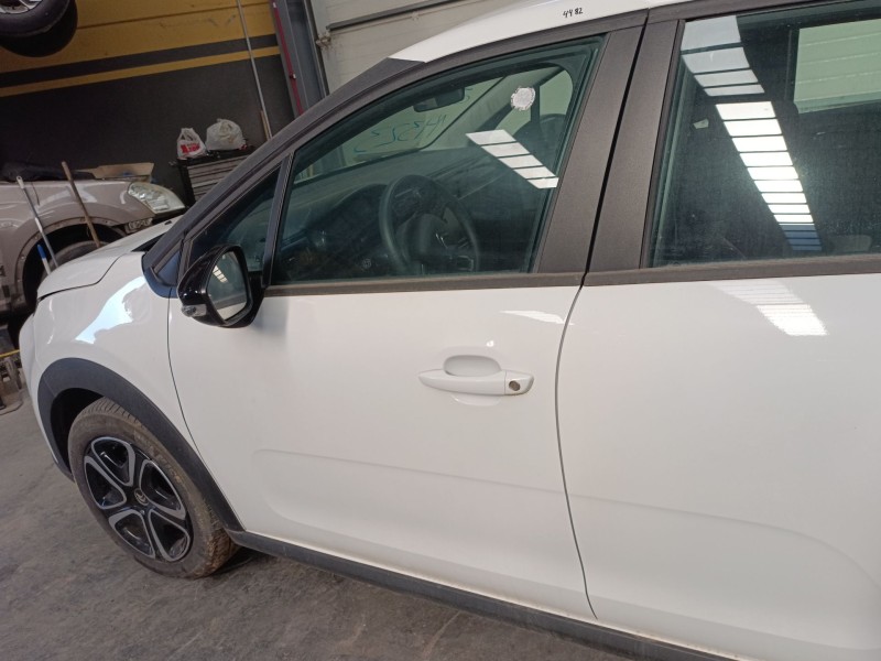 Recambio de puerta delantera izquierda para citroën c3 iii (sx) 1.5 bluehdi 100 (sxyhyp, sxyhtu) referencia OEM IAM   