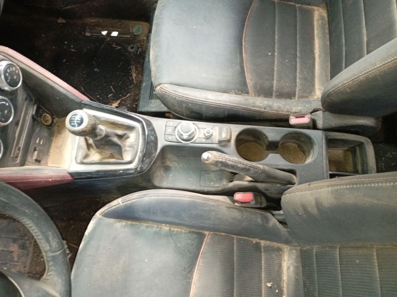 Recambio de consola central para mazda cx-3 (dk) 2.0 skyactiv-g (dk5w, dk6w) referencia OEM IAM   