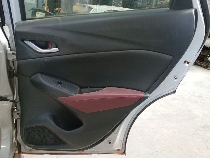 Recambio de guarnecido puerta trasera derecha para mazda cx-3 (dk) 2.0 skyactiv-g (dk5w, dk6w) referencia OEM IAM   