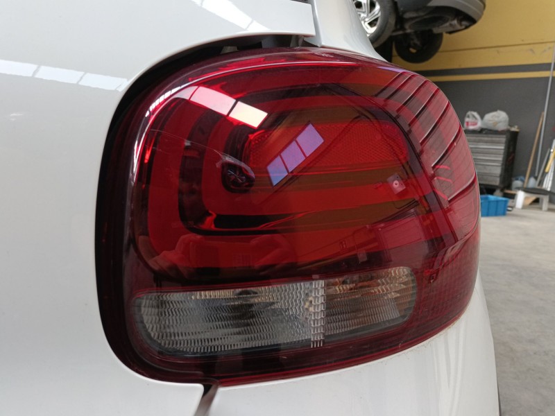 Recambio de piloto trasero derecho para citroën c3 iii (sx) 1.5 bluehdi 100 (sxyhyp, sxyhtu) referencia OEM IAM   