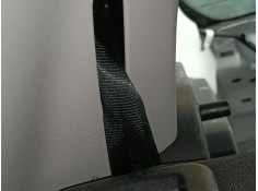 CINTURON SEGURIDAD TRASERO DERECHO 