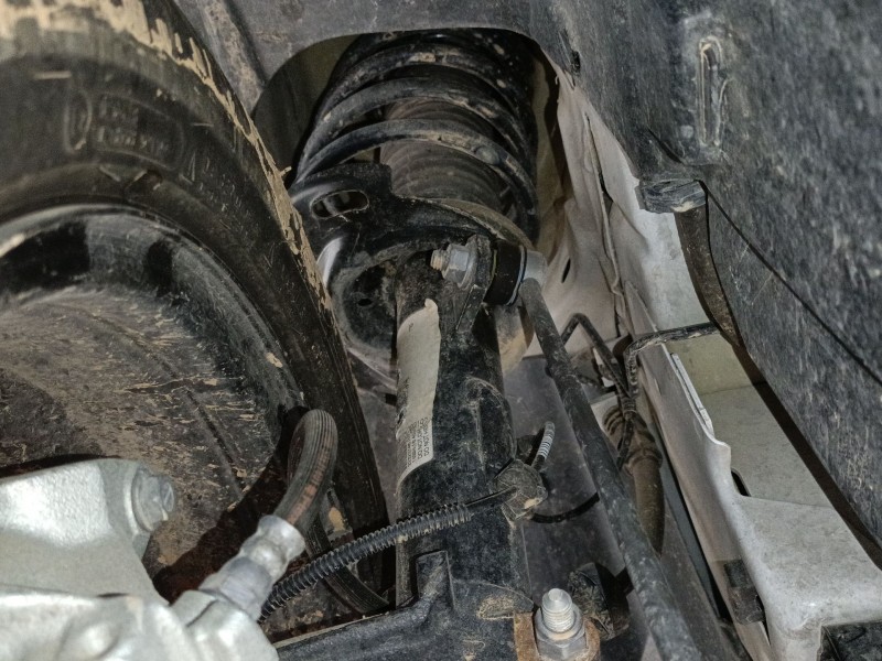 Recambio de amortiguador delantero derecho para citroën c3 iii (sx) 1.5 bluehdi 100 (sxyhyp, sxyhtu) referencia OEM IAM   