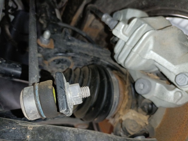 Recambio de mangueta delantera izquierda para citroën c3 iii (sx) 1.5 bluehdi 100 (sxyhyp, sxyhtu) referencia OEM IAM   