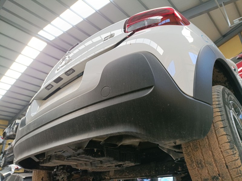 Recambio de paragolpes trasero para citroën c3 iii (sx) 1.5 bluehdi 100 (sxyhyp, sxyhtu) referencia OEM IAM   
