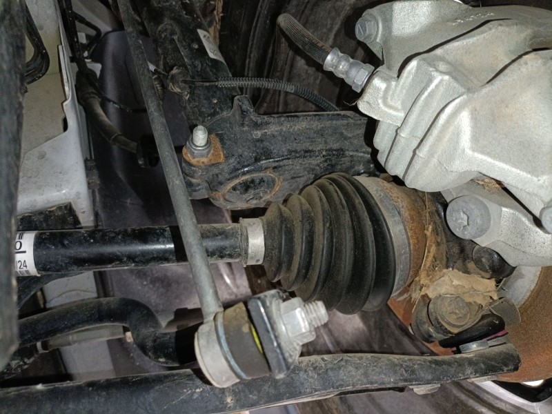 Recambio de transmision delantera izquierda para citroën c3 iii (sx) 1.5 bluehdi 100 (sxyhyp, sxyhtu) referencia OEM IAM 9801048