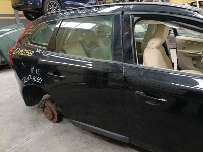 Recambio de puerta trasera derecha para volvo xc60 i suv (156) d5 awd referencia OEM IAM   
