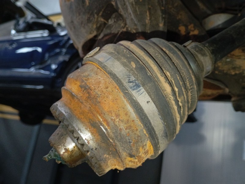 Recambio de transmision delantera izquierda para bmw 5 touring (f11) 530 d xdrive referencia OEM IAM   