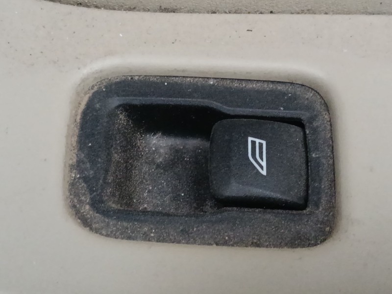 Recambio de mando elevalunas trasero derecho para volvo xc60 i suv (156) d5 awd referencia OEM IAM   