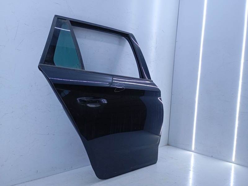 Recambio de puerta trasera derecha para skoda kamiq (nw4) 1.5 tsi referencia OEM IAM   