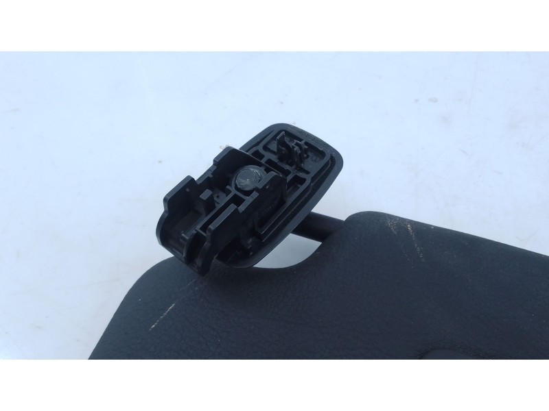 Recambio de parasol izquierdo para bmw 1 (f40) 116 d referencia OEM IAM   
