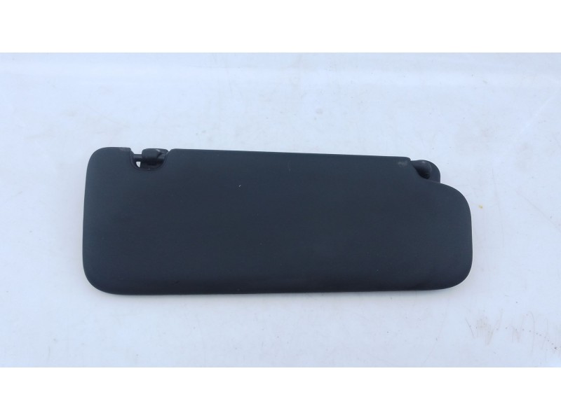 Recambio de parasol izquierdo para kia ceed (cd) 1.4 t-gdi referencia OEM IAM   