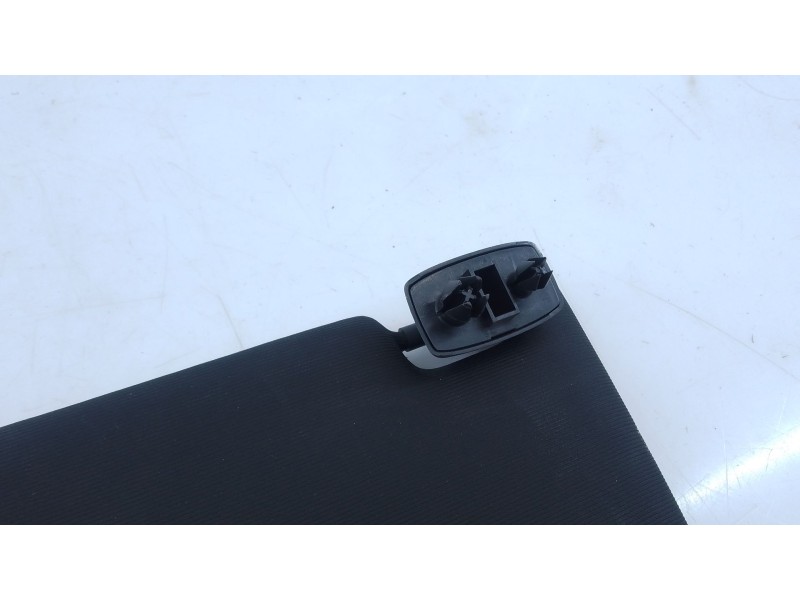 Recambio de parasol izquierdo para skoda karoq 2.0 tdi nu7 referencia OEM IAM   