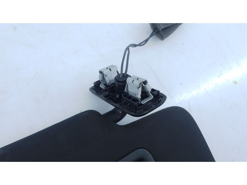 Recambio de parasol derecho para skoda karoq 2.0 tdi nu7 referencia OEM IAM   