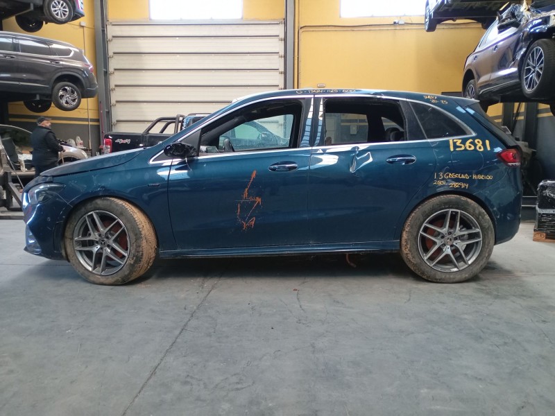 mercedes-benz clase b sports tourer (w247) del año 2021