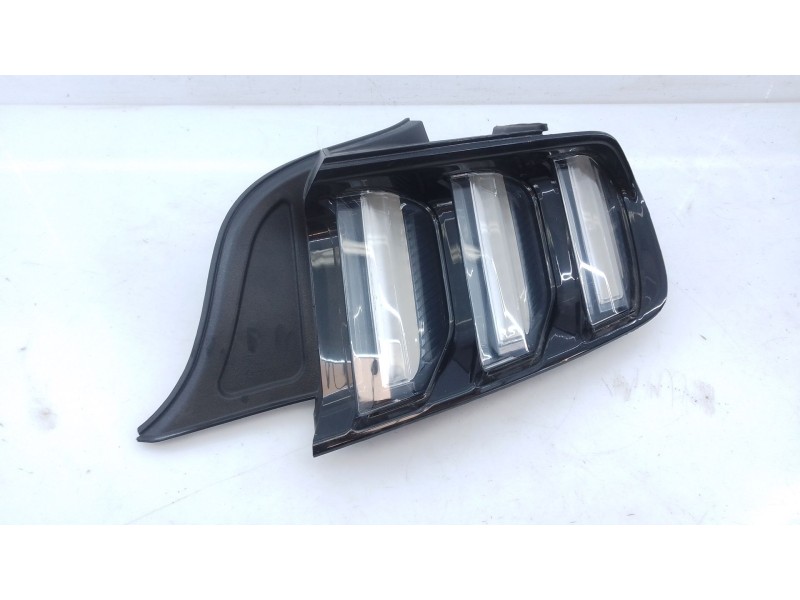 Recambio de piloto trasero derecho para ford usa mustang coupé 2.3 ecoboost referencia OEM IAM   