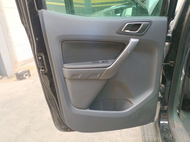 Recambio de guarnecido puerta trasera izquierda para ford ranger (tke) 3.2 tdci 4x4 referencia OEM IAM   