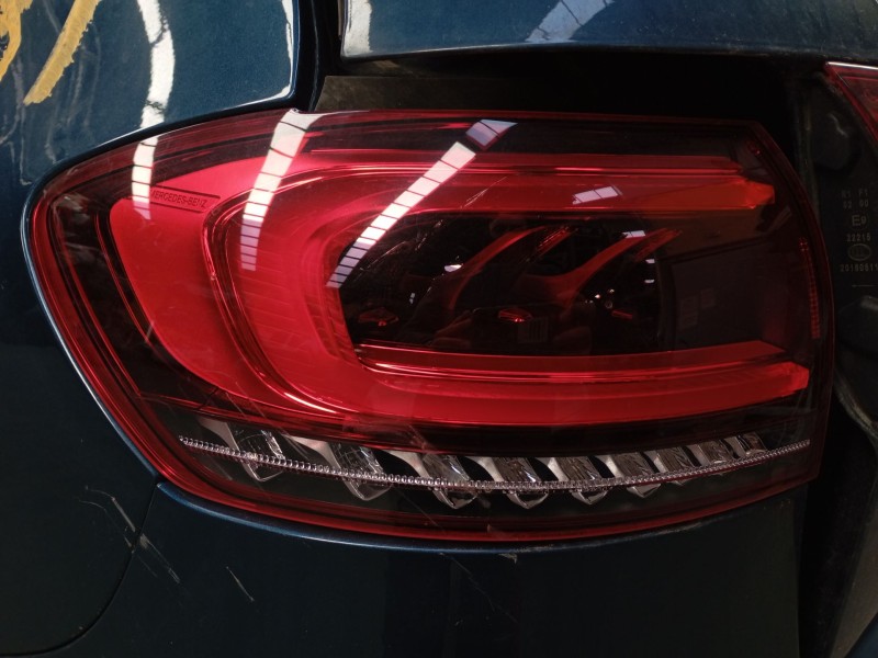 Recambio de piloto trasero izquierdo para mercedes-benz clase b sports tourer (w247) b 250 e (247.086) referencia OEM IAM   