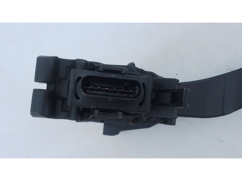 Recambio de pedal acelerador para cupra formentor (kmp) 2.0 tdi referencia OEM IAM 3WA723503  