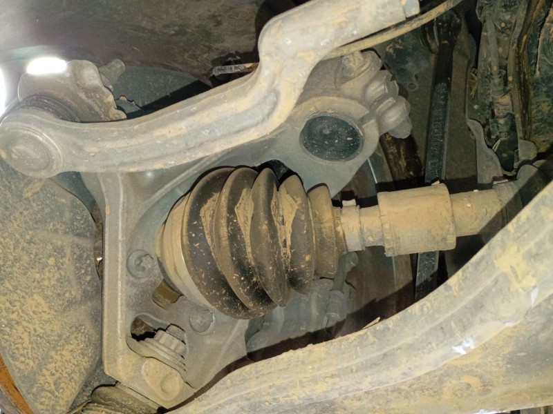 Recambio de mangueta delantera izquierda para mercedes-benz clase b sports tourer (w247) b 250 e (247.086) referencia OEM IAM   