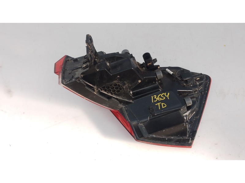 Recambio de piloto trasero izquierdo para skoda kamiq (nw4) 1.0 tsi referencia OEM IAM   