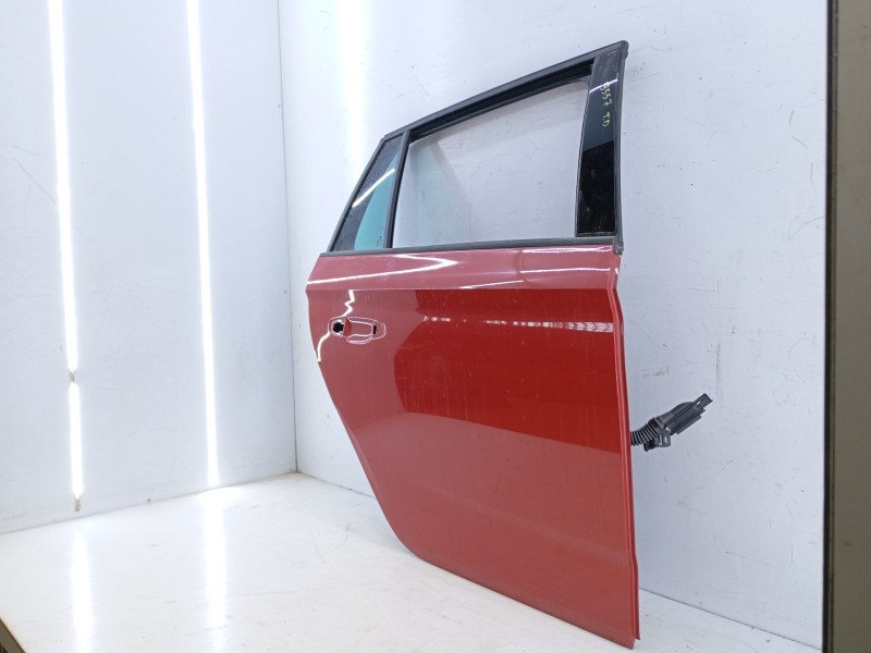 Recambio de puerta trasera derecha para skoda scala (nw1) 1.5 tsi referencia OEM IAM   E4-B4-12