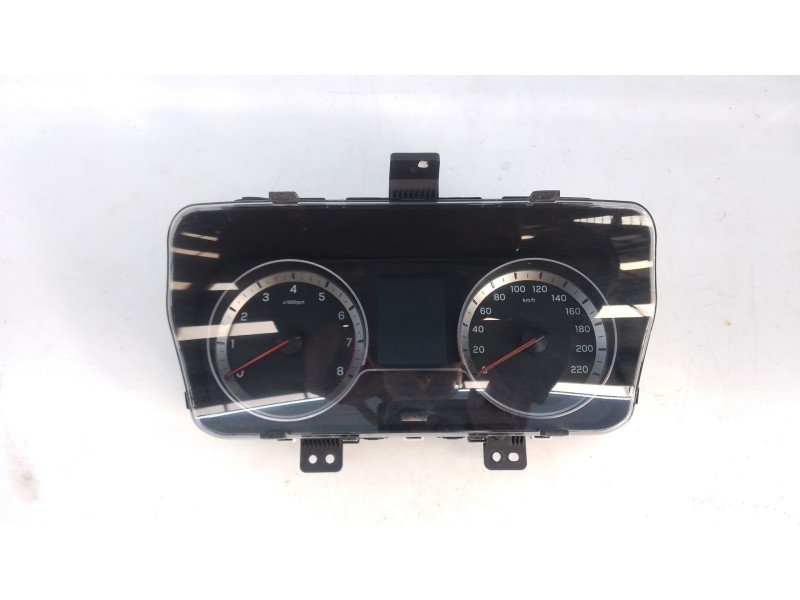 Recambio de cuadro instrumentos para ssangyong tivoli 1.2 referencia OEM IAM 8021035660  