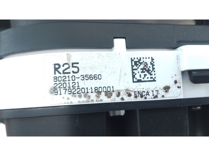 Recambio de cuadro instrumentos para ssangyong tivoli 1.2 referencia OEM IAM 8021035660  