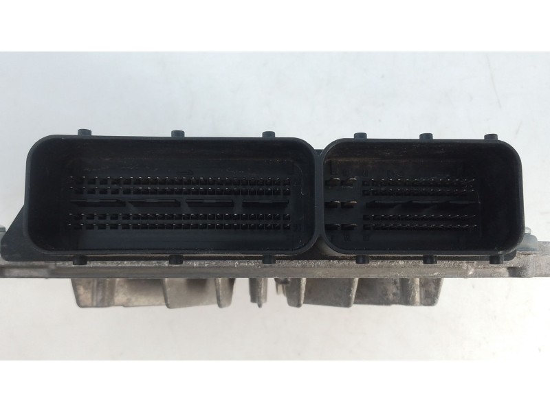 Recambio de centralita motor uce para volvo xc60 i suv (156) d5 awd referencia OEM IAM 31336983 0281018414 