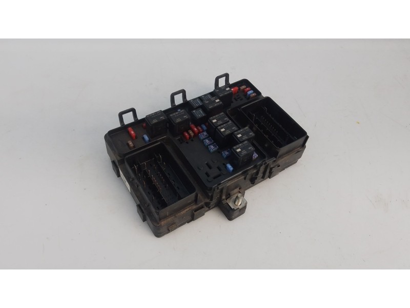 Recambio de caja reles / fusibles para ford ranger (tke) 3.2 tdci 4x4 referencia OEM IAM   