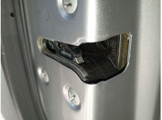 CERRADURA PUERTA DELANTERA IZQUIERDA 